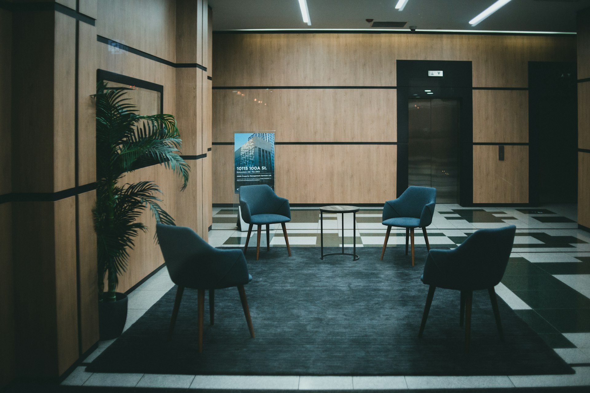 team building luxury hotel