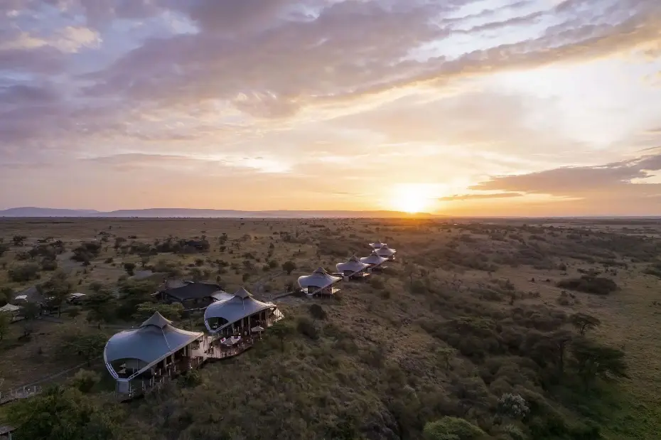 luxury tent in africa
